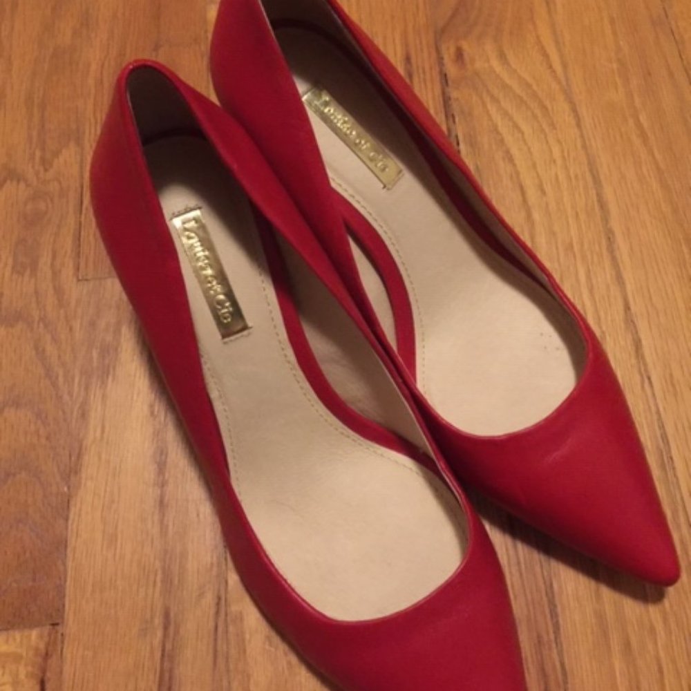 NWT Red Heels sz 7